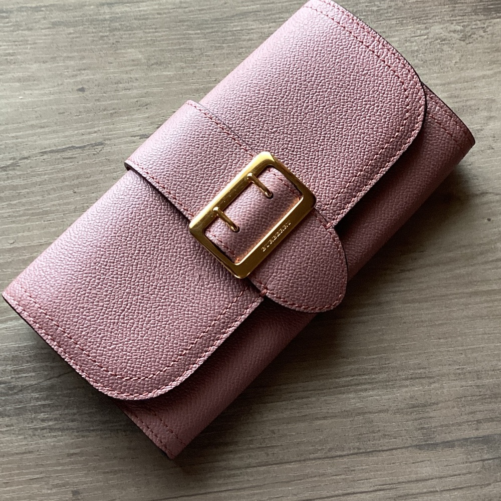 New Burberry Halton Soft Grain Wallet in Dusty Pink